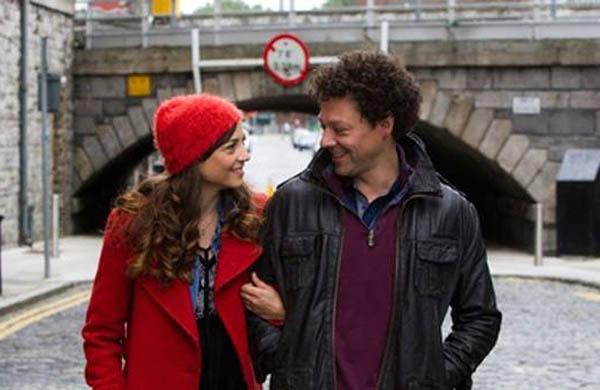 O brit&acirc;nico Richard Coyle e Leonor Watling est&atilde;o no elenco do filme de 2013 ( Divulgação)