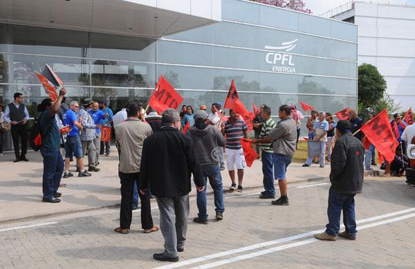 protesto flak&ocirc; cpfl ( César Rodrigues/ AAN)