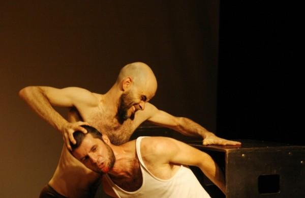 Cena da peça teatral 'Primus', da Cia. Boa Comapanhia, de Campinas (Divulgação)