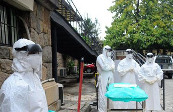 Simula&ccedil;&atilde;o para eventual caso de Ebola feito no Pa&iacute;s ( Agência Brasil)