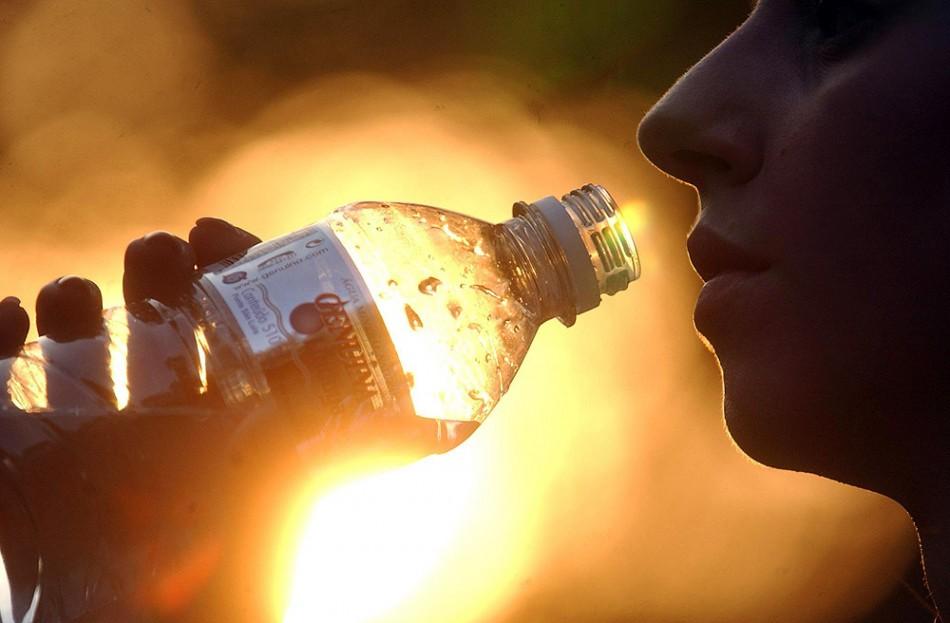 O calor intenso e o alto índice de radiação ultravioleta (UV) castigam o campineiro nesta sexta ( Cedoc/RAC)