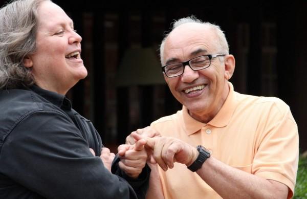 A flautista L&eacute;a Freire e o pianista Amilton Godoy mostram can&ccedil;&otilde;es do CD da dupla ( Divulgação)
