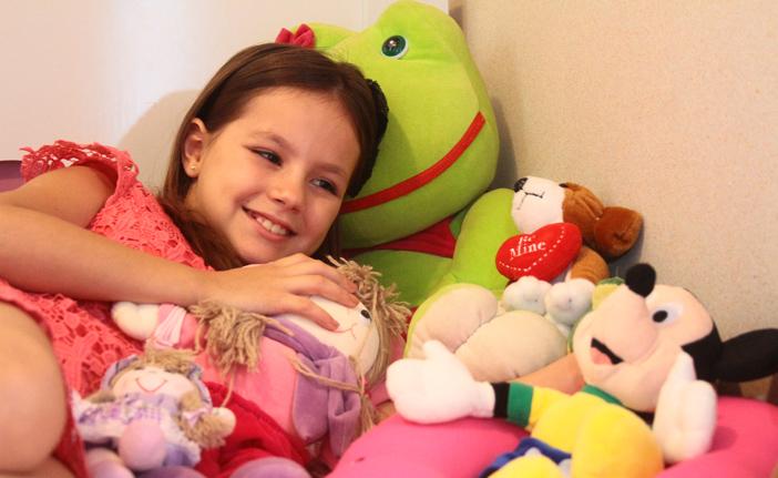 Izabela em sua casa: ela diz que a rotina n&atilde;o a deixa cansada ( Janaína Ribeiro/ ANN )