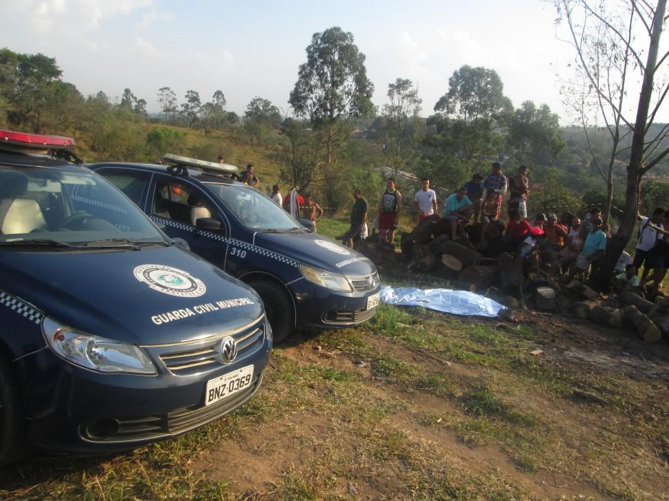 O lenhador Carlos Betaglia, 59 anos, afirmou ter cometido o crime depois de ter sido amea&ccedil;ado de morte pela v&iacute;tima, Robson Alves da Silva J&uacute;nior, 23 anos. (Jaqueline Harumi/AAN )