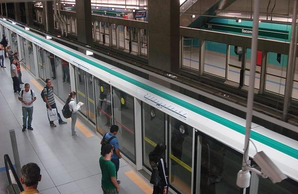 Entre os demitidos do Metr&ocirc; h&aacute; seguran&ccedil;as, operadores de trem e supervisores ( Divulgação)