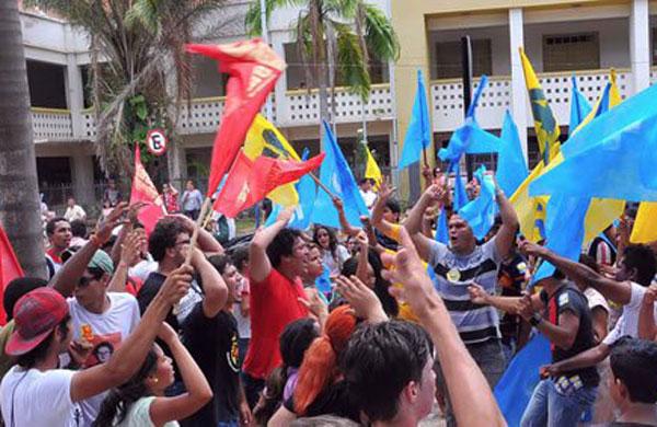 A&ccedil;&atilde;o dos partidos busca evitar os confrontos no &uacute;ltimo dia da campanha ( Cedoc/RAC)