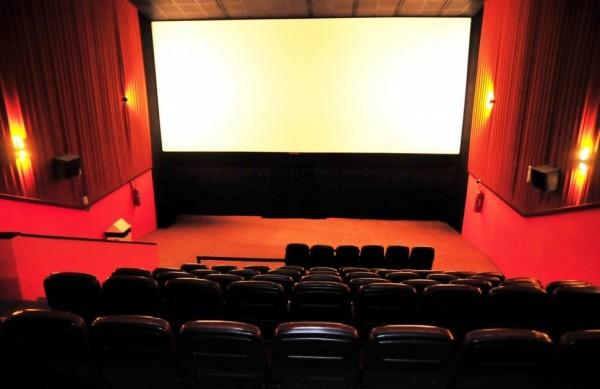 Sala da rede Top&aacute;zio no Shopping Prado Boulevard, a &uacute;nica que semanalmente exibe filmes alternativos ( Cedoc/ RAC)