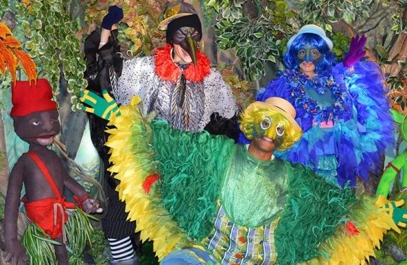 Cena da pe&ccedil;a infantil 'Xixi de Saci no Oco do Bambu' ( Divulgação)