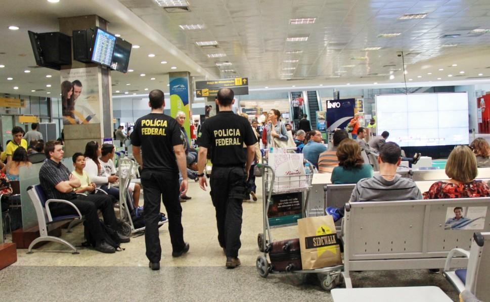 Pol&iacute;cia Federal mant&eacute;m opera&ccedil;&atilde;o especial no Aeroporto de Viracopos (Camila Moreira/ AAN)