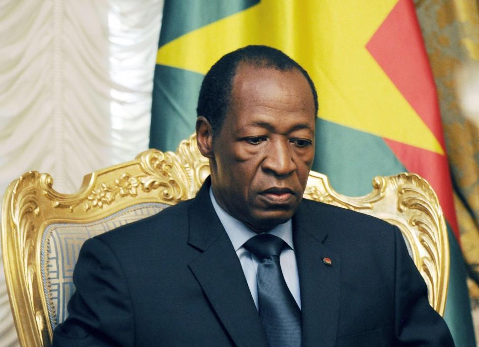 Presidente, Burkina Faso, Blaise Comparo&eacute;, renuncia (Sia Kambou/France Press)