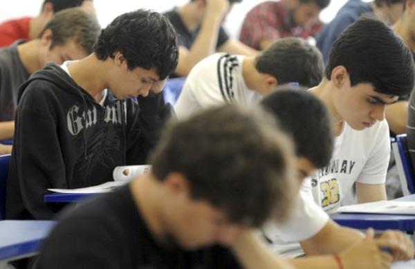 Estudantes fazem provas do Exame Nacional do Ensino M&eacute;dio (Enem)  (Ag&ecirc;ncia Brasil)