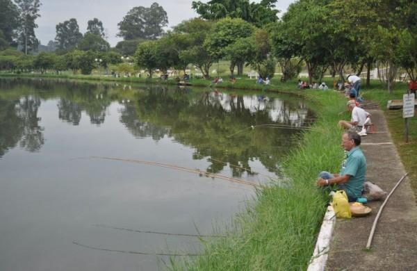 O lago municipal Dr. Enni Jorge Draib, em Leme ( Divulgação)