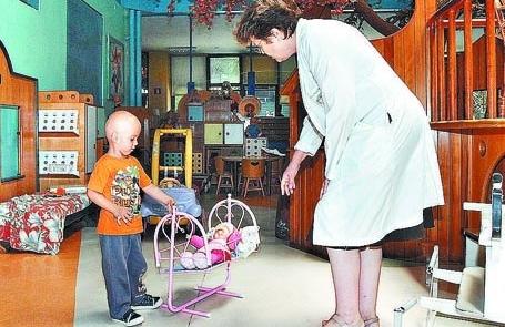 A diretora do Centro Boldrini, Silvia Brandalise, na brinquedoteca do hospital  (Cedoc)