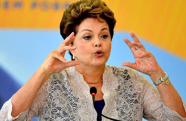 Dilma re&uacute;ne grupo de coordena&ccedil;&atilde;o pol&iacute;tica nesta 2&ordf; feira (Pedro Ladeira/ AFP)