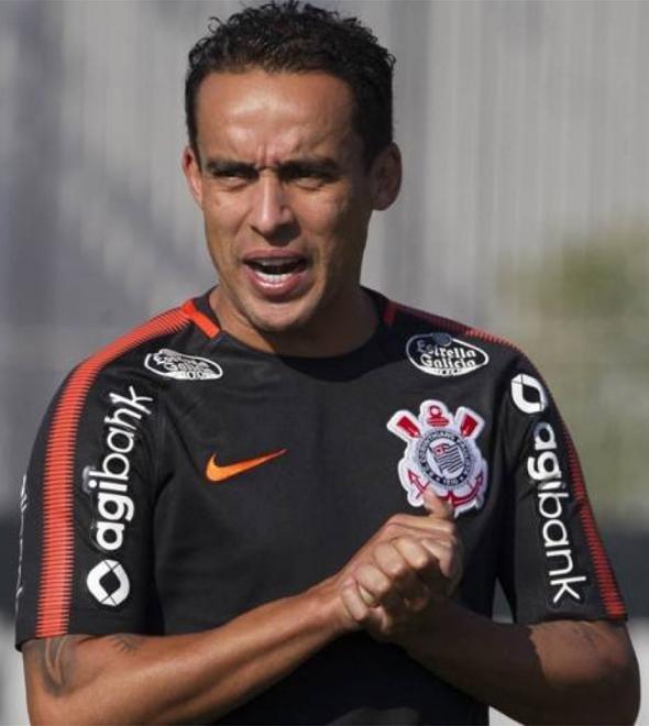 Andrés confirma renovação com Jadson e contratação de Douglas pelo Corinthians (Daniel Augusto Jr/Agência Corinthians)