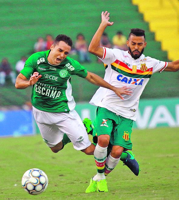 Após vencer o Sampaio Corrêa no sábado, Guarani volta a campo nesta terça-feira (24) para enfrentar o Atlético-GO, em Goiânia, na abertura da 3ª rodada (Leandro Ferreira)