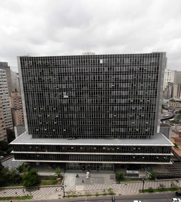 Suspensão de cargos na Câmara não prevê demissão (Divulgação)