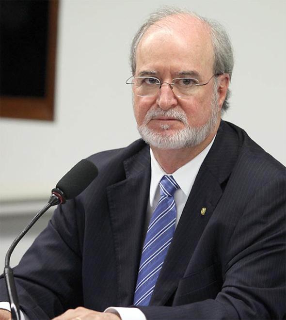 MP pede 'prisão imediata' de Azeredo (Divulgação)