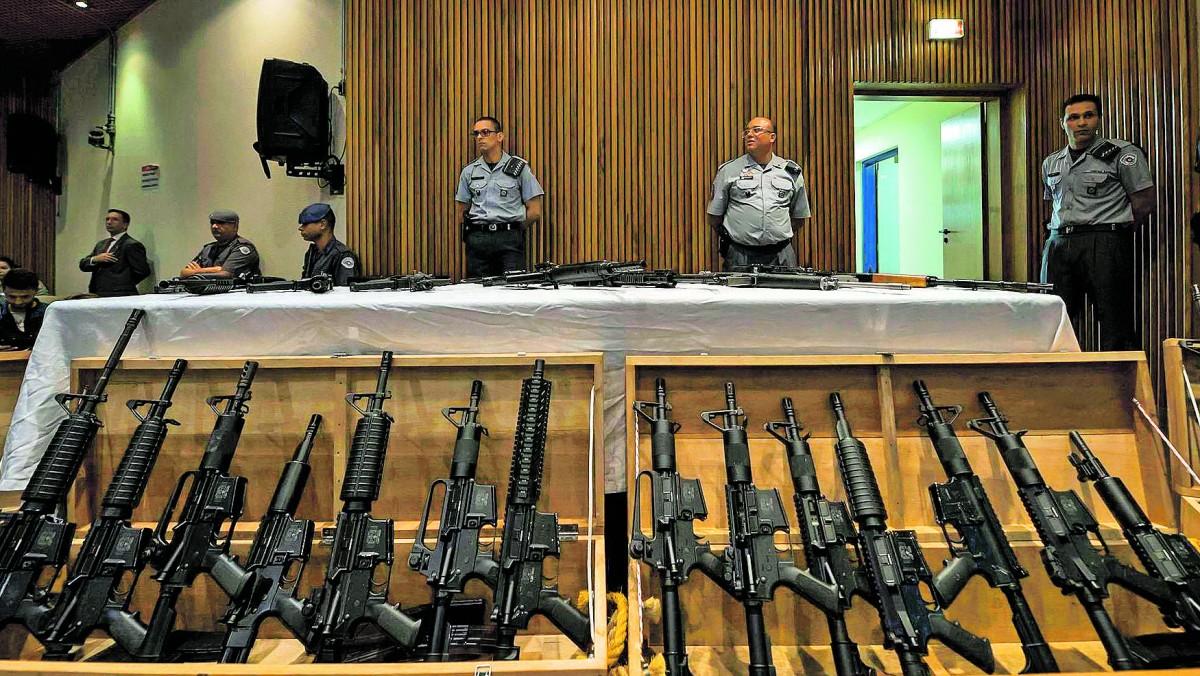 Arsenal fora de circulação: as corporações conseguiram tirar das mãos dos criminosos um armamento de alto poder de fogo, como fuzis, geralmente empregados em grandes assaltos (Divulgação)