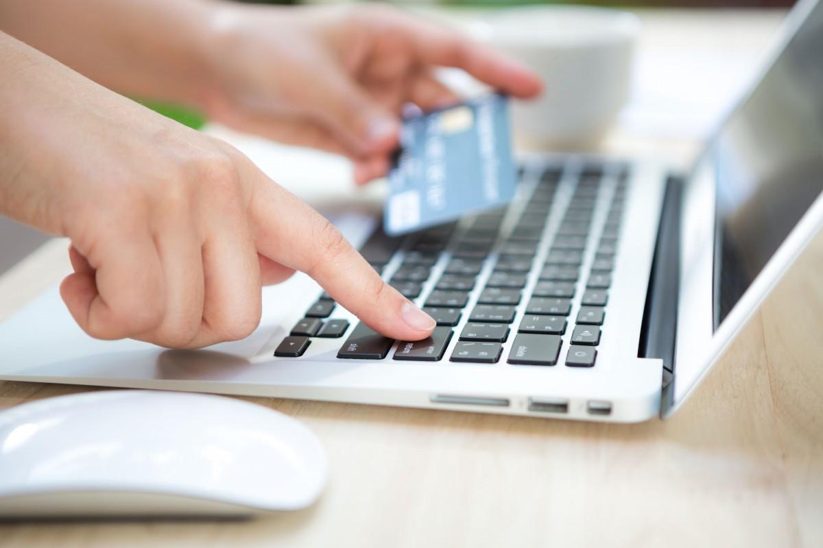 Cerca de 8,7 milhões de pedidos, estima a entidade, devem ser realizados pelos consumidores no País, com valor médio de R$ 332,00. (Divulgação)