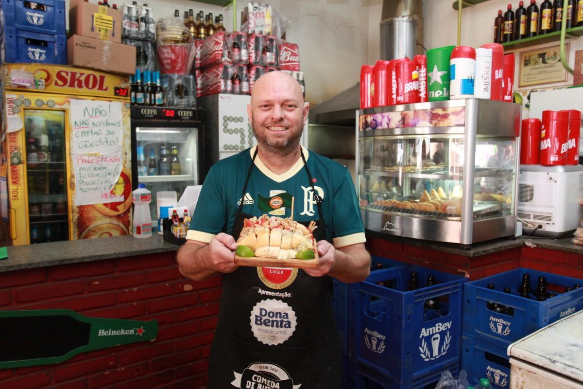 Fábio, garçom do Preste há 30 anosr
 (Leandro Torres/ AAN)