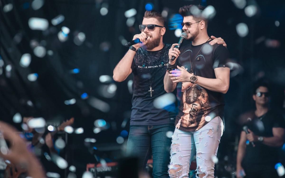 Donos de hits como "Seu Polícia", "Largado às Traças" e "Sonha Comigo", a dupla Zé Neto & Cristiano é uma dos maiores destaques nas paradas sertanejas. (Divulgação/Alysson Moreno)
