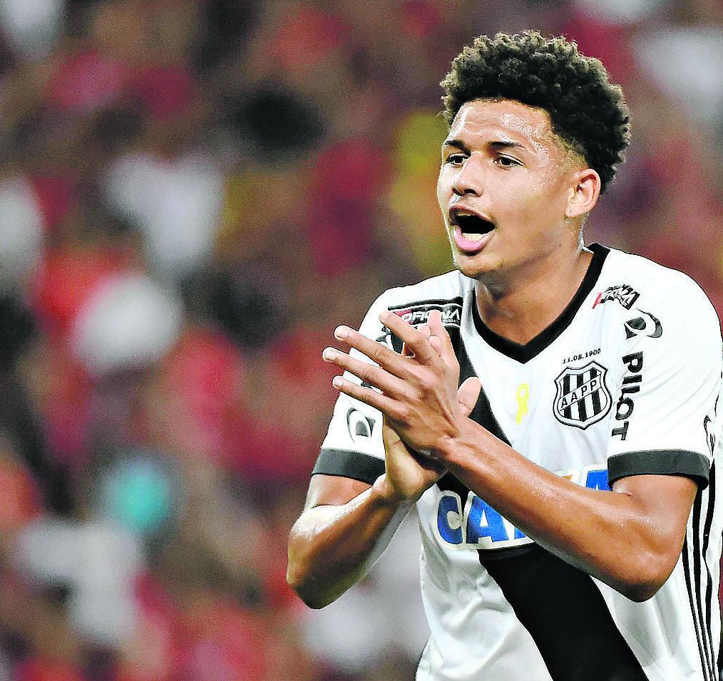 A Ponte Preta teve sua melhor chance de marcar aos 39? do segundo tempo, quando o atacante Felippe Cardoso finalizou na trave (Estadão Conteúdo)