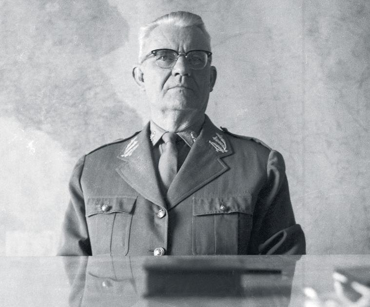 Ernesto Geisel autorizou que o Centro de Inteligência do Exército continuasse a política de execuções sumárias contra opositores da ditadura militar (Reprodução)