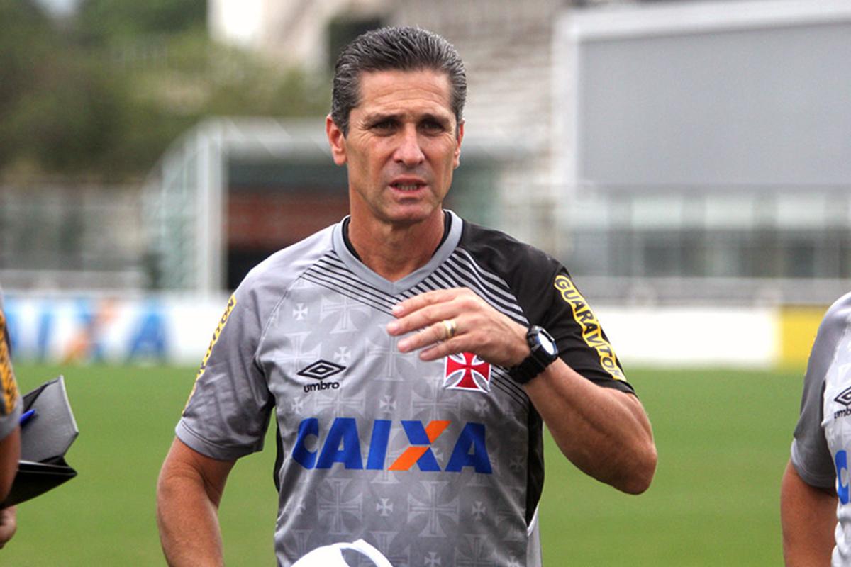 Ex-lateral da seleção brasileira campeão do mundo em 1994 é o novo comandante do Vovô (Divulgação)