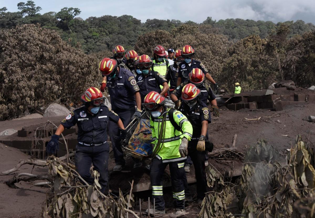 Prossegue a busca de desaparecidos do vulcão (AFP)