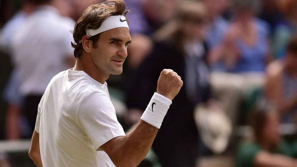 Federer sofre, mas vence alemão de virada em retorno às quadrasr
 (AFP)