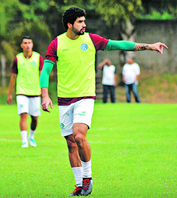 Bruno Mendes, uma das referências bugrinas, sofre com a seca de gols de três jogos sem balançar as redes (Letícia Martins/GuaraniPress)