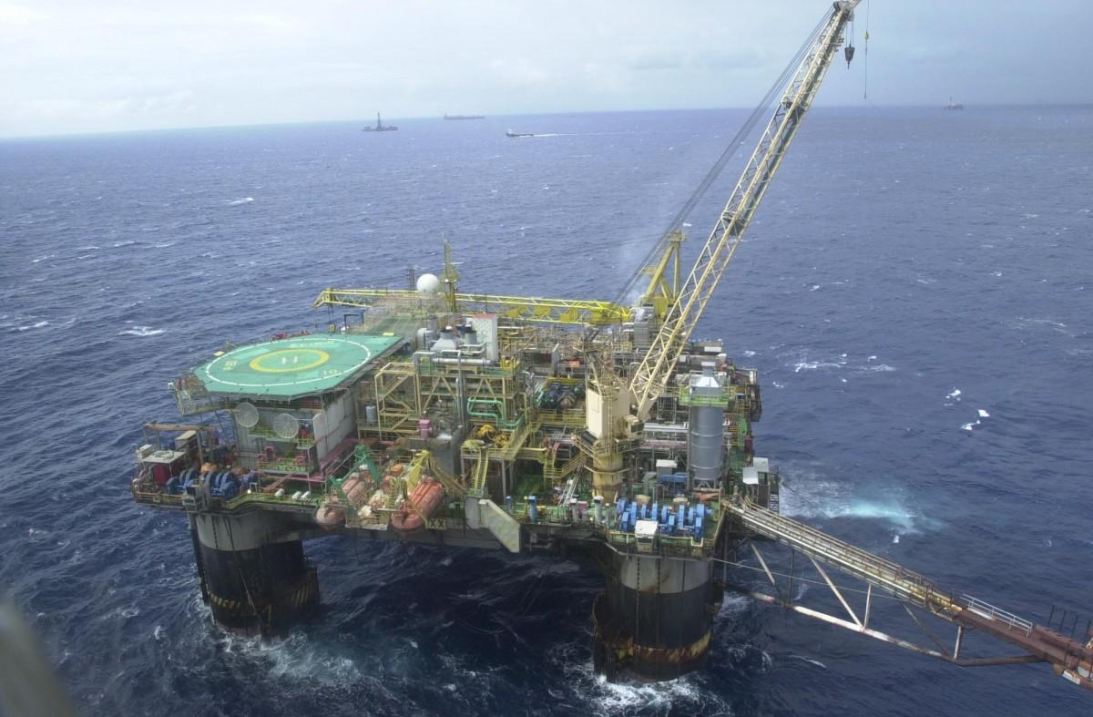 Ataque compromete metade da produção de petróleo (Divulgação)