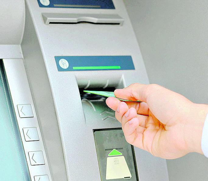 Alta se aplica a saques, extratos e transferências entre contas do mesmo banco (Divulgação)