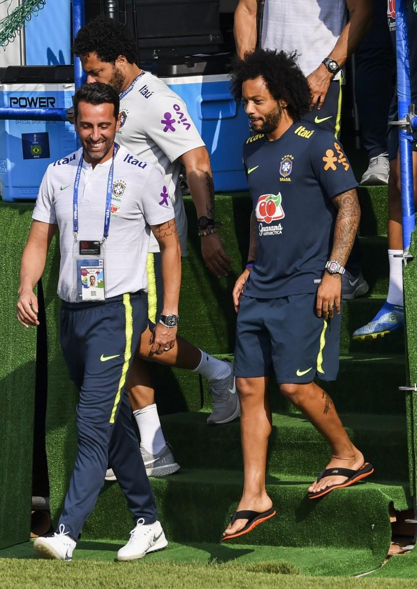 Substituído diante da Sérvia, Marcelo não participou do treinamento em Sochi (AFP)