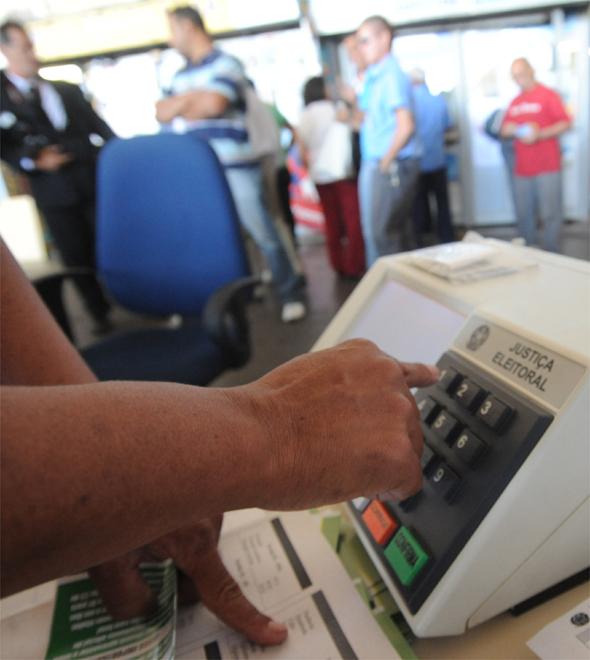 Cenário incerto faz partidos adiarem convenções (Divulgação)