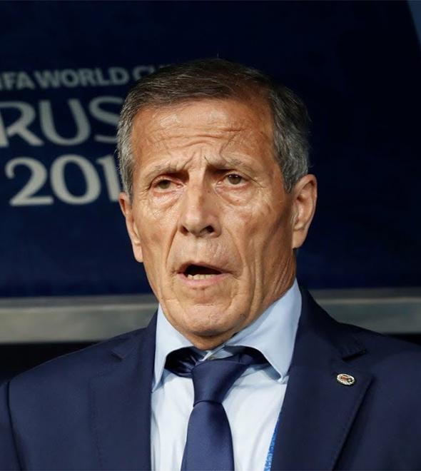 Tabárez pede paciência para saber se Cavani enfrenta França (AFP)
