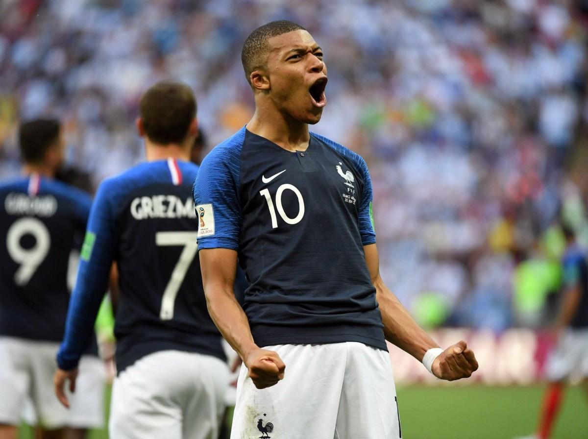 Em jogo que promete, Uruguai e França disputam vaga nas semifinais (AFP)