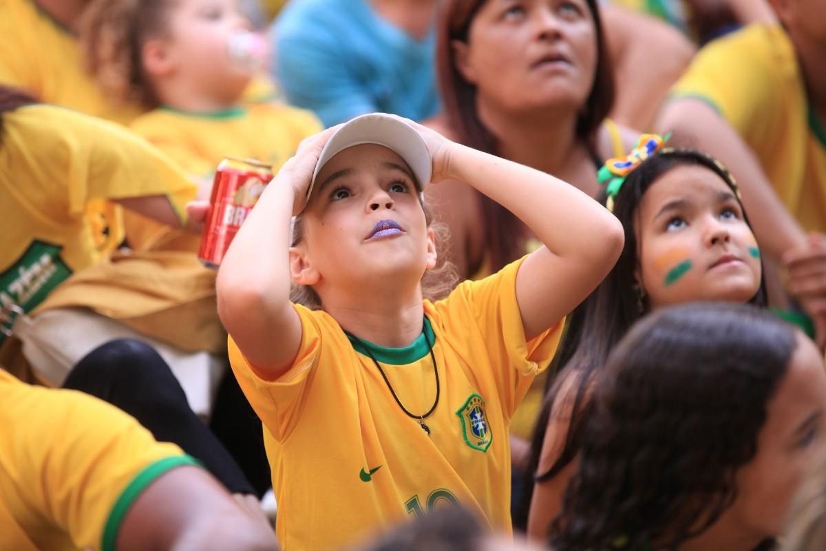 Time de Tite leva desespero para a galera que assistiu à partida pelo megatelão (Leandro Torres/AAN)