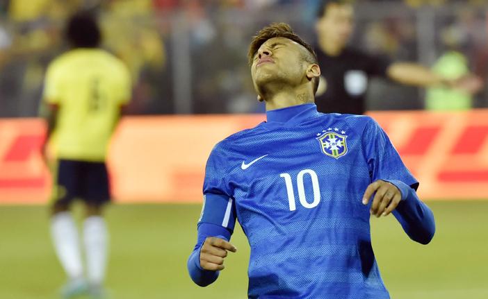Neymar ainda precisa cumprir metade da suspens&atilde;o de quatro jogos que sofreu na Copa Am&eacute;rica (Frace Press)