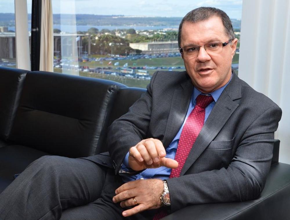 Gabas:  &quot;Esse reajuste das aposentadorias aprovado na C&acirc;mara coloca em risco exatamente a pol&iacute;tica de crescimento do sal&aacute;rio m&iacute;nimo&quot; (Valter Campanato/ Agência Brasil)