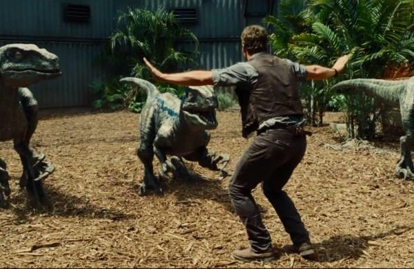 Cena do filme 'Jurassic World - O Mundo dos Dinossauros', com dire&ccedil;&atilde;o de Colin Trevorrow (  Divulgação)