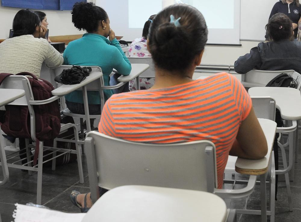 Estudantes no Sertec, que oferece cursos t&eacute;cnicos em Campinas r
por meio do Pronatec (  Cedoc/RAC)