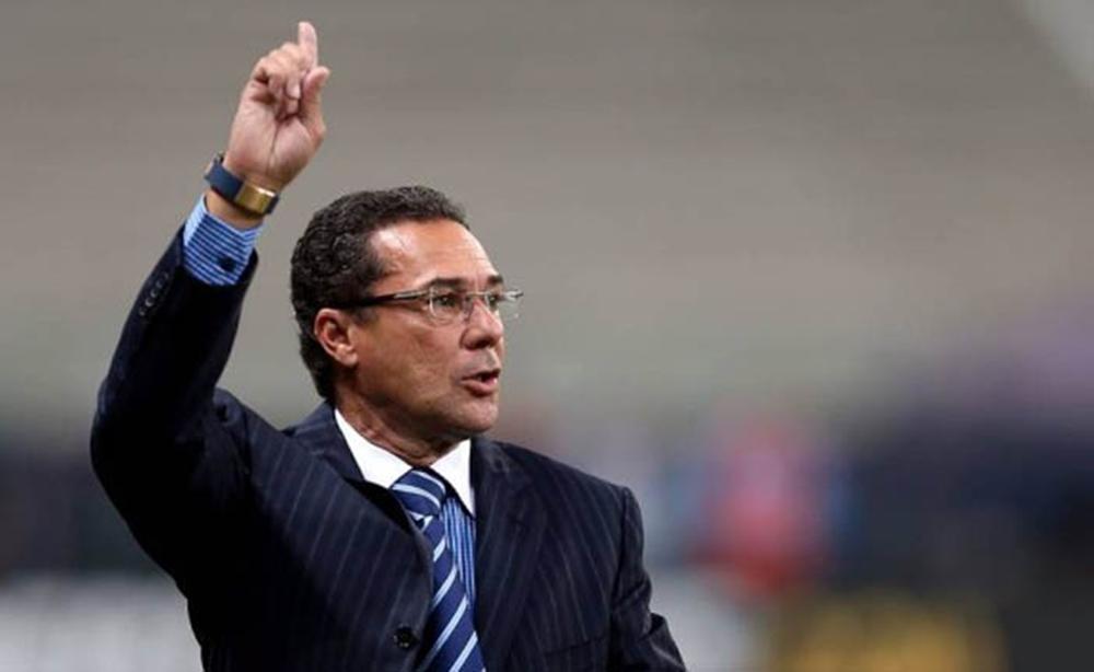 Cruzeiro, de Vanderlei Luxemburgo, sofreu segunda derrota seguida (  Cedoc/RAC)