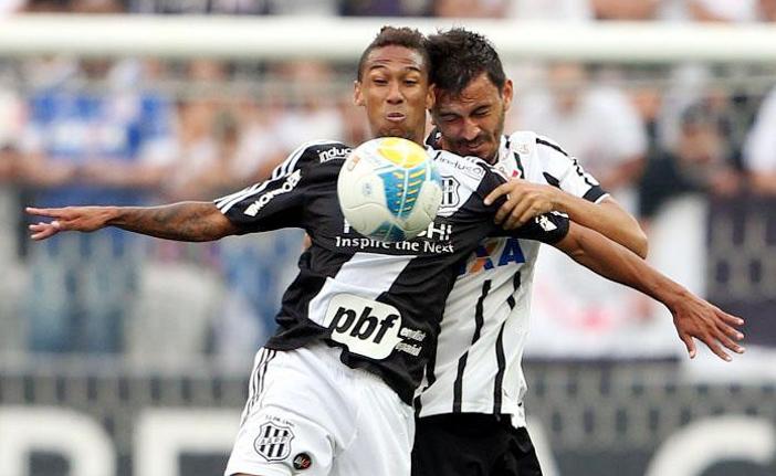A Ponte Preta foi eliminada nas quartas de final do Paulist&atilde;o deste ano ao perder por 1 a 0 para o Corinthians: jogo pol&ecirc;mico (Alex Silva/11abr2015/AE)