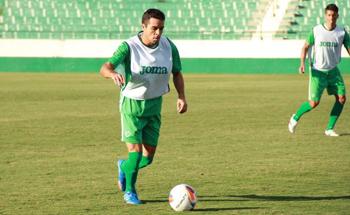 Lenon quer aproveitar as boas atua&ccedil;&otilde;es para conquistar seu espa&ccedil;o no Brinco de Ouro: &quot;Tenho vontade de conquistar coisas grandes por aqui&quot; (Camila Moreira/AAN)