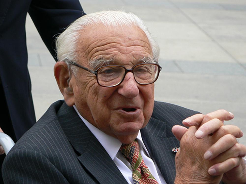 Sir Nicholas Winton, o &quot;Schindler brit&acirc;nico&quot;, faleceu nesta quarta-feira (  Cedoc/RAC)