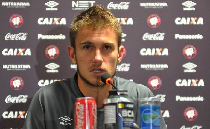 Bady, que se destacou pelo S&atilde;o Bernardo no Estadual do ano passado, recebeu cr&iacute;ticas no Sul e tenta dar novo rumo na carreira em Campinas (Divulgação)