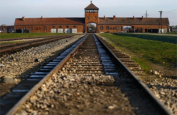1,1 milh&atilde;o de pessoas Foram assassinadas em Auschwitz entre 1942 e 1945, a maioria judeus (  Divulgação)