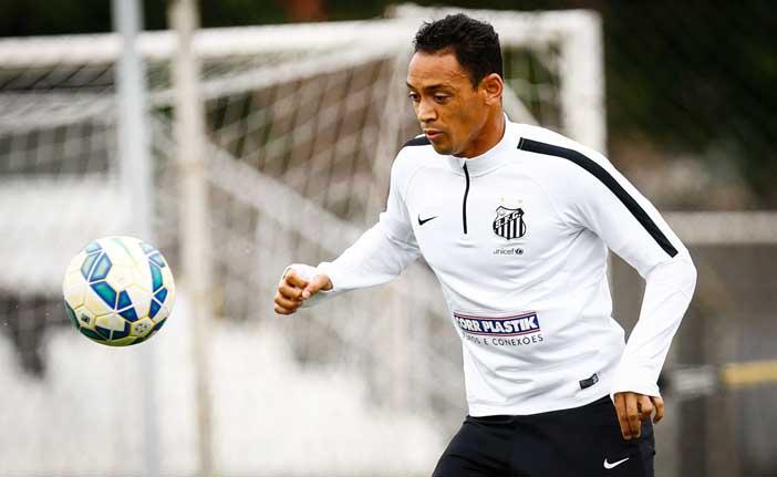 Ricardo Oliveira durante treino do Santos no CT Rei Pel&eacute; (Ricardo Saibun/Santos FC)